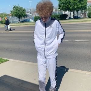 Meet your Posher, Julian